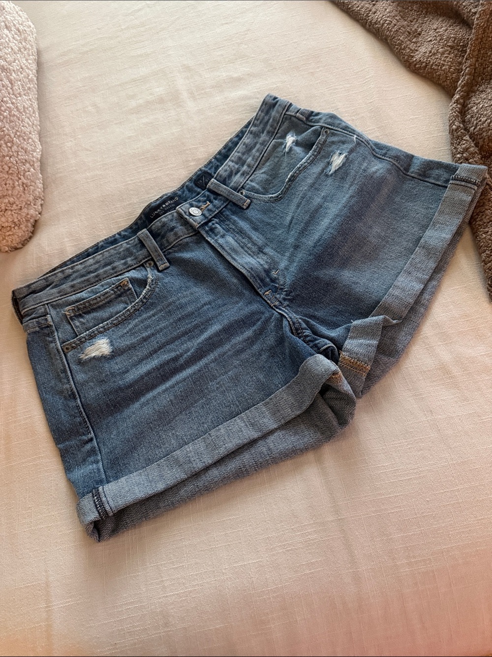 Lucky Brand Rolled Hem Denim Shorts - Medium Blue